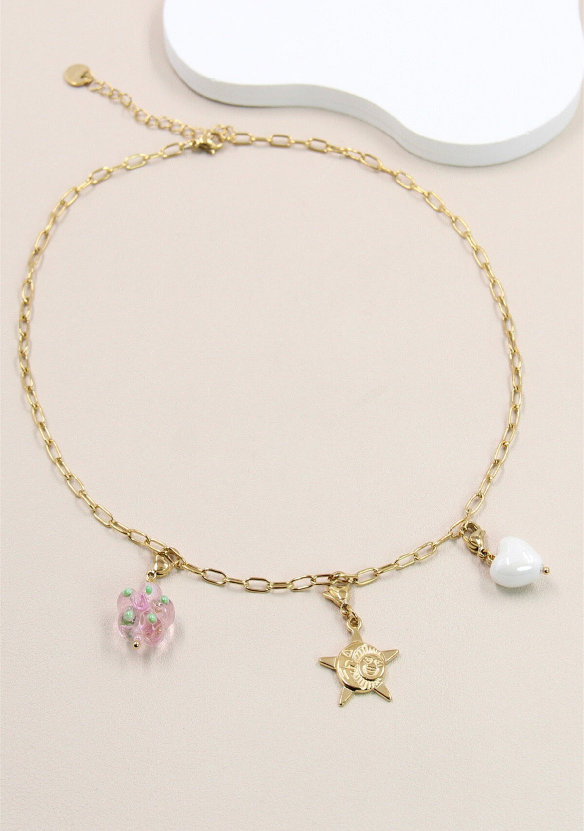 Collier à charms